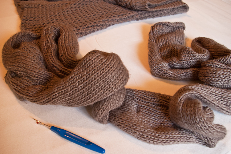 Lire la suite à propos de l’article DIY – Coudre une écharpe-tube dans un col de gilet en laine